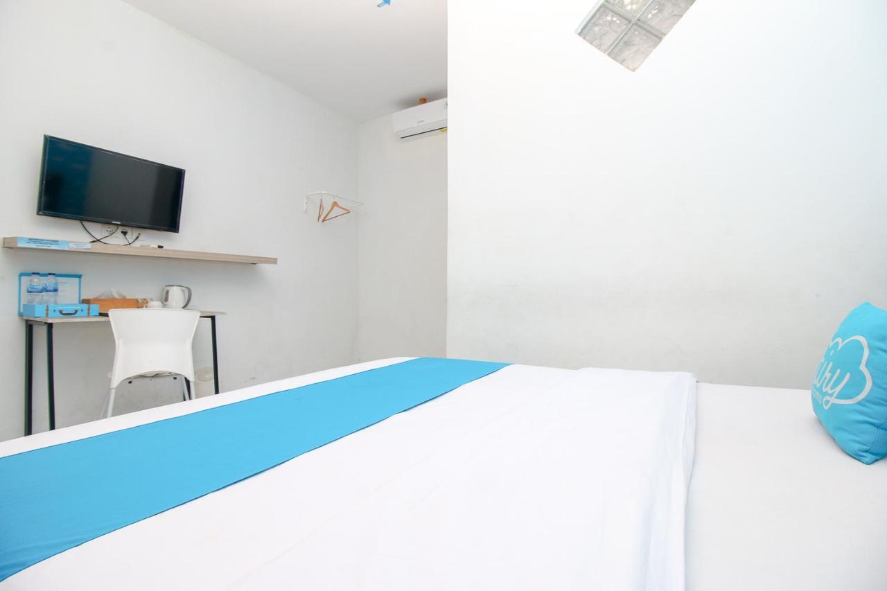 Hotel Airy Buah Batu Logam 37a Bandung